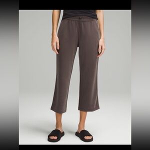 Lululmon Softstreme Pant size 6